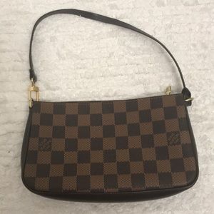 Louis Vuitton small bag purse clutch